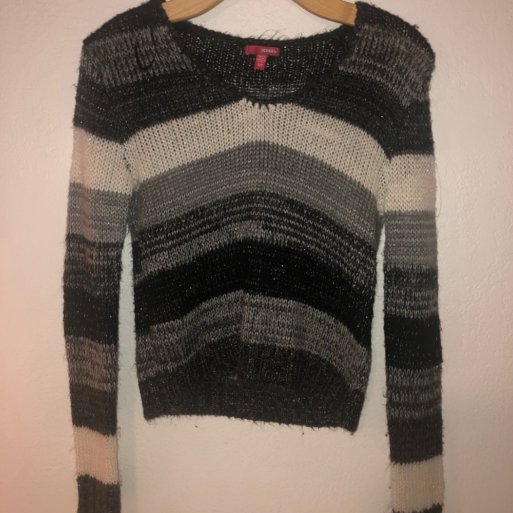 Black, gray and white v neck sweater